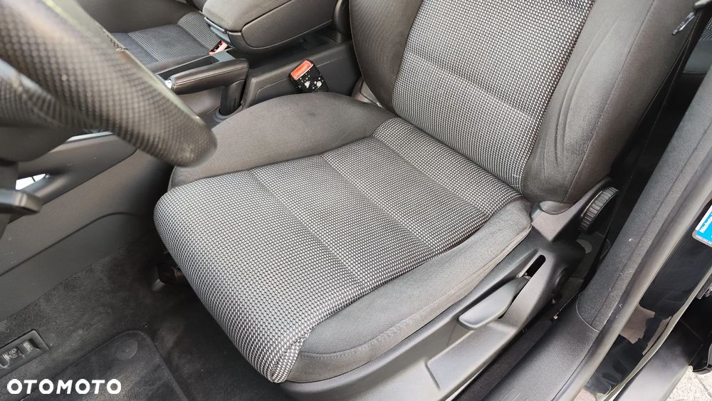 Audi A3 Sportback 2.0 TDI Ambition - 23