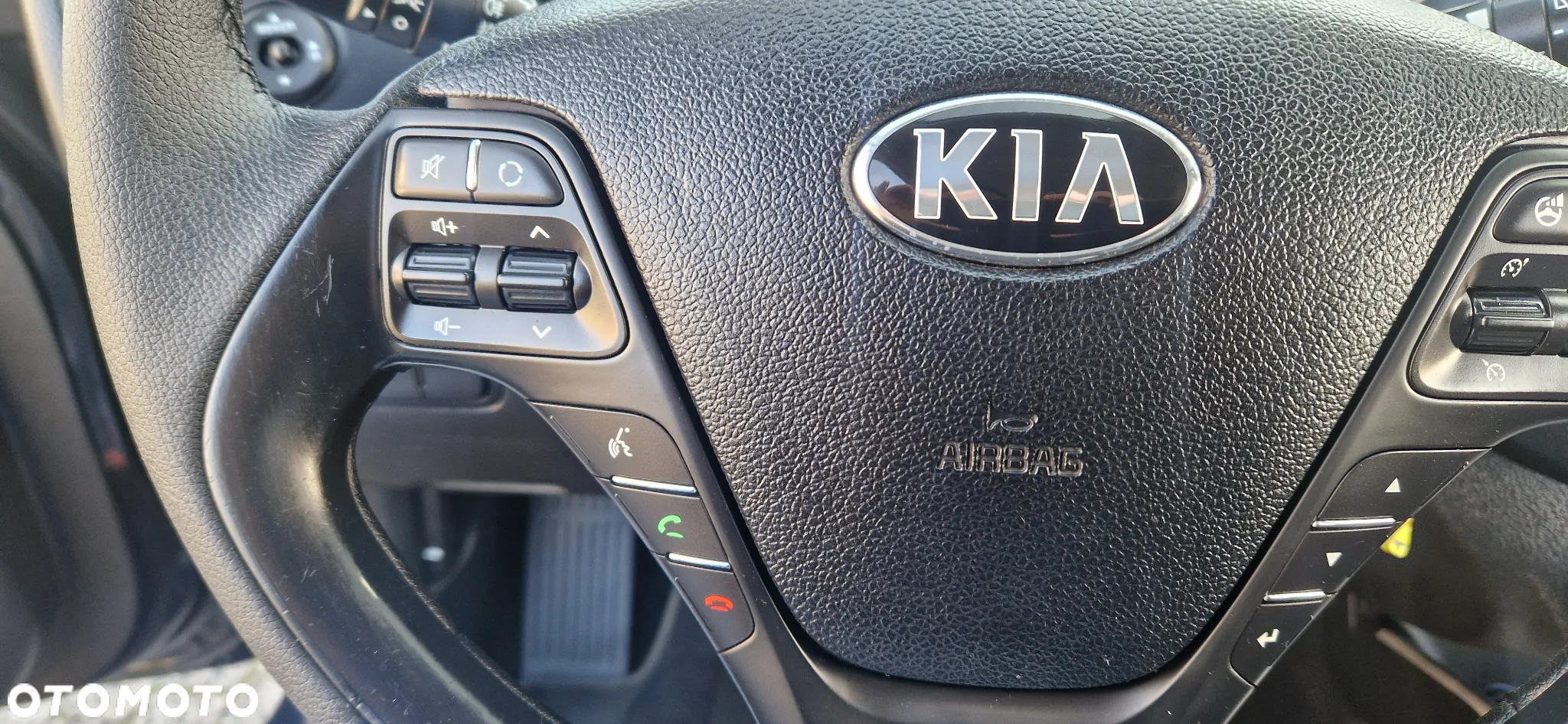 Kia Ceed 1.4 CVVT Dream Team Edition - 15
