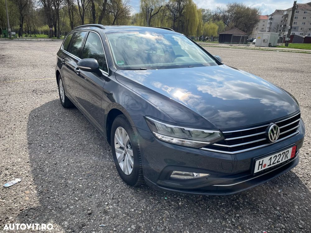 Volkswagen Passat - 2