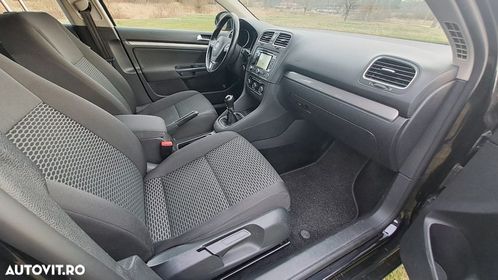 Volkswagen Golf 1.6 TDI BlueMotion Technology Cup - 7