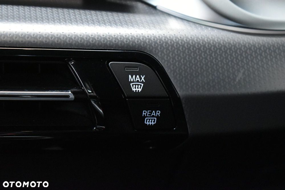 BMW X1 - 21