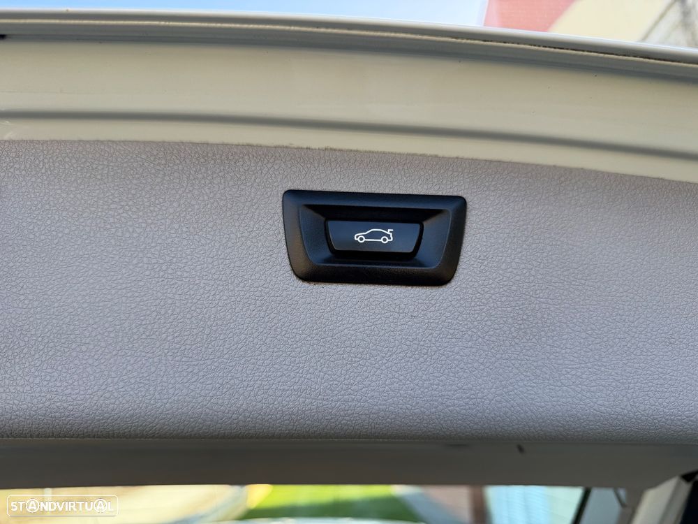 BMW 316 d Auto Line Sport - 13
