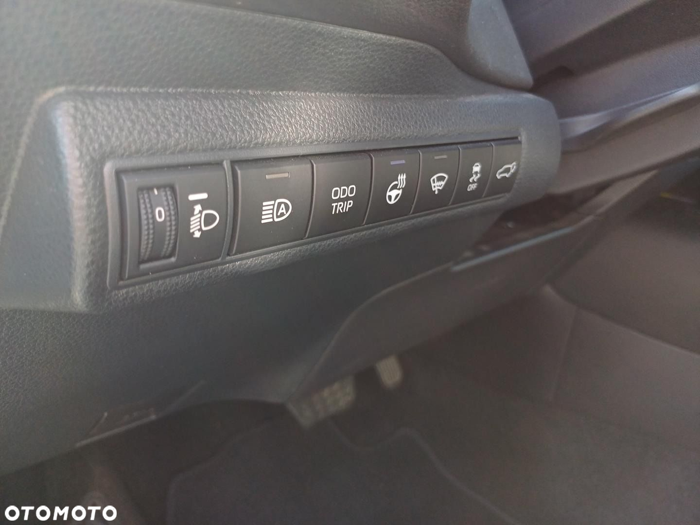Toyota Corolla 1.8 Hybrid GR Sport Dynamic - 23