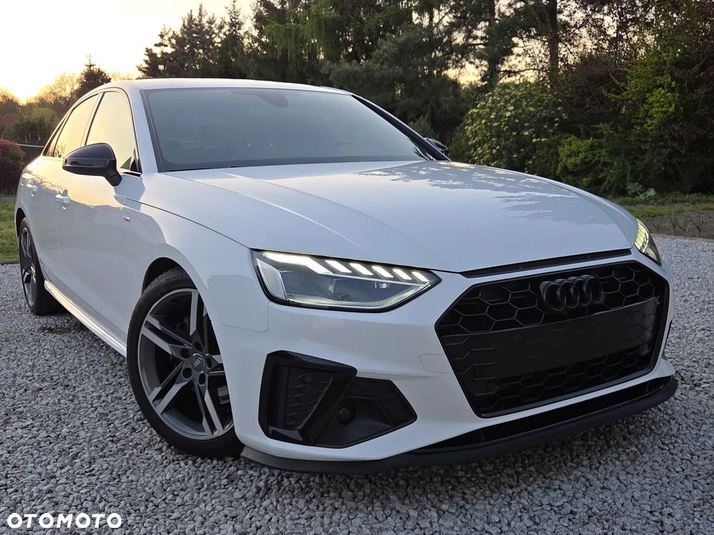 Audi A4 Limousine 35 TFSI mHEV S Line S tronic - 32