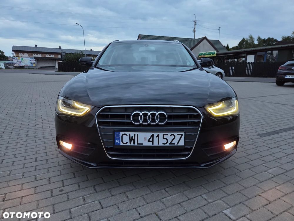 Audi A4 Avant 1.8 TFSI S line Sportpaket - 3