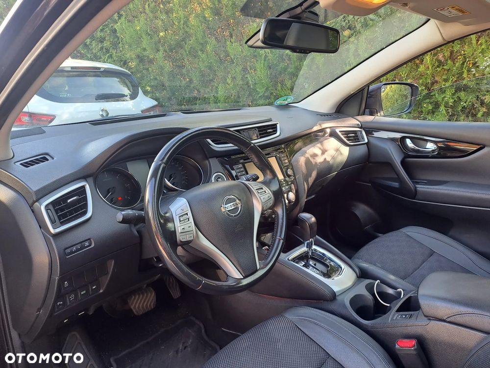 Nissan Qashqai 1.6 DCi Xtronic TEKNA - 7