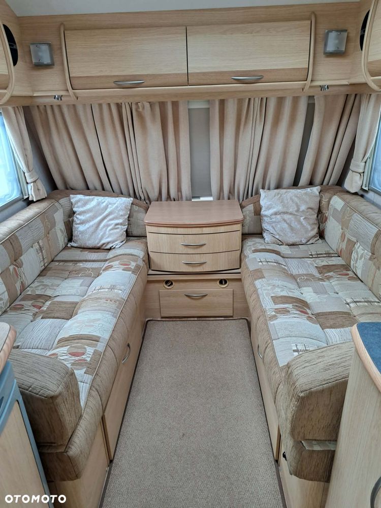 Coachman Amara - 2