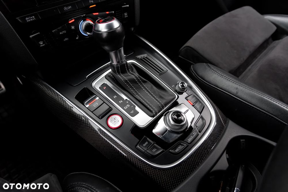 Audi SQ5 - 25