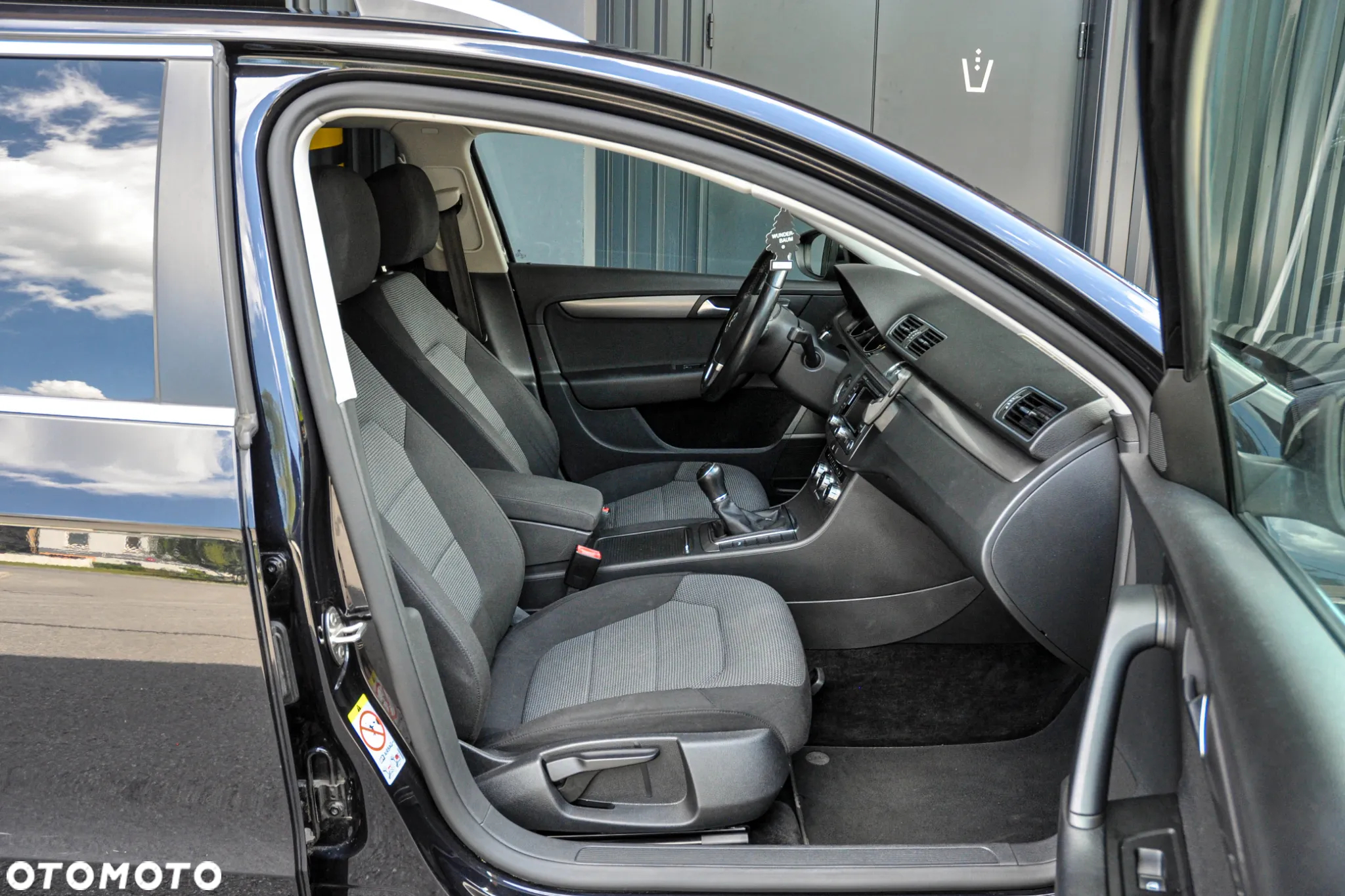 Volkswagen Passat 1.4 TSI BMT Comfortline - 12