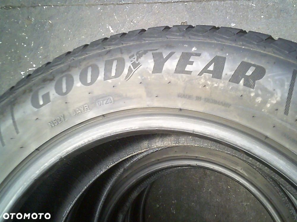 2x GOODYEAR Vector 4Seasons Gen2 225/65R17 6,7mm 2023 - 4