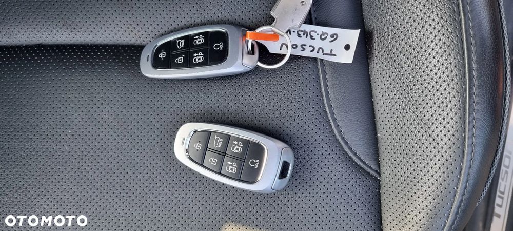 Hyundai Tucson 1.6 T-GDi HEV 2WD Advantage - 16