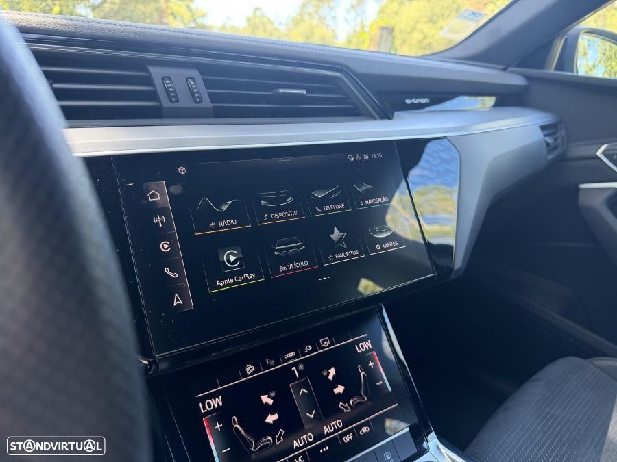 Audi e-tron 55 quattro S line - 23