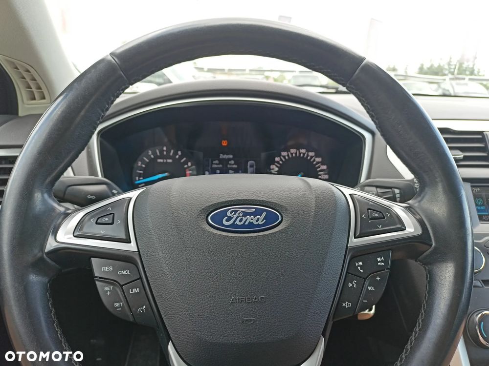 Ford Mondeo - 10
