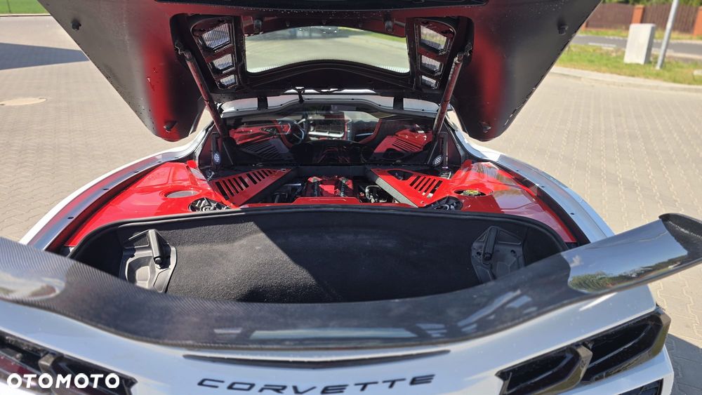Chevrolet Corvette - 19