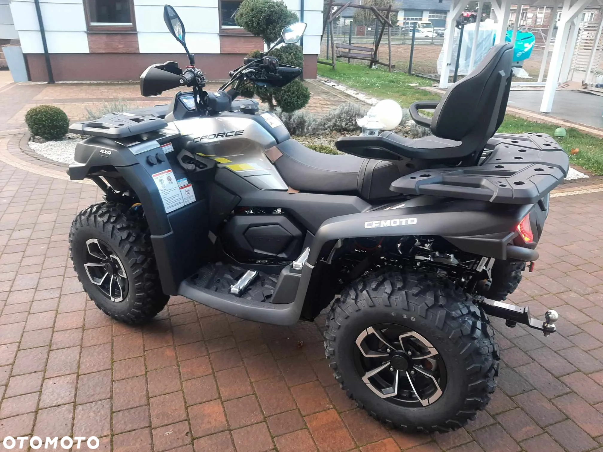 CFMoto CForce - 6