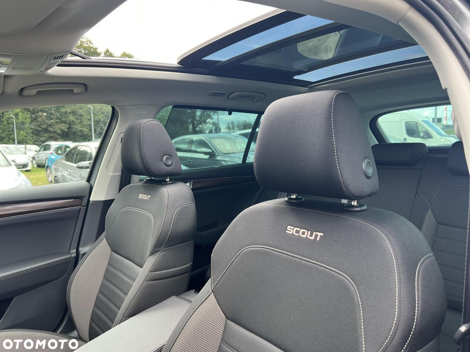 Skoda Superb 2.0 TDI SCR 4x4 Scout DSG - 19