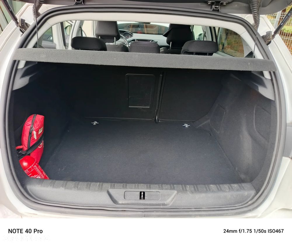 Peugeot 308 - 11