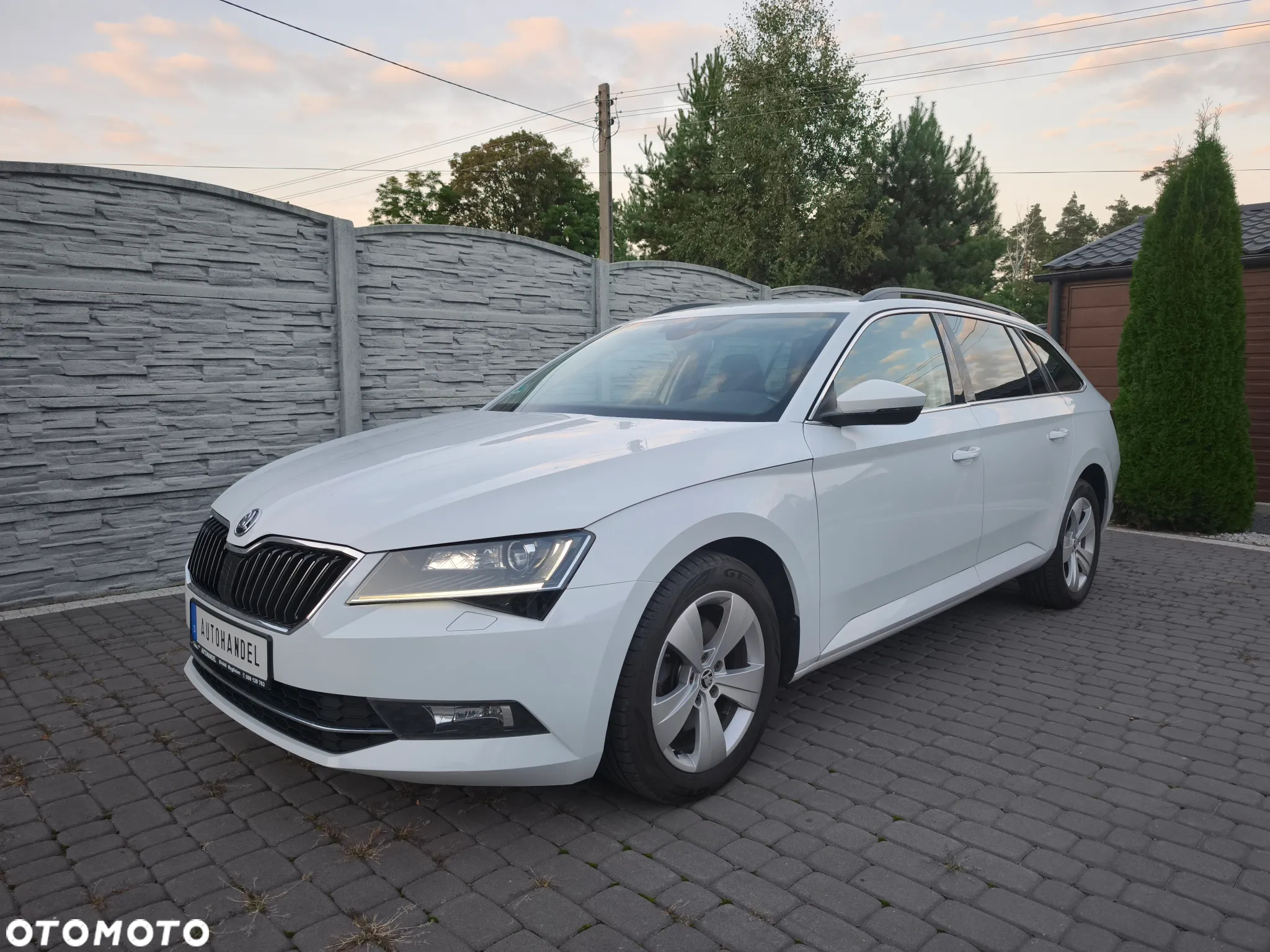Skoda Superb 2.0 TDI 4x4 DSG Ambition - 10
