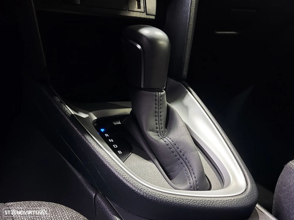 Toyota Yaris Cross 1.5 HDF Comfort - 23