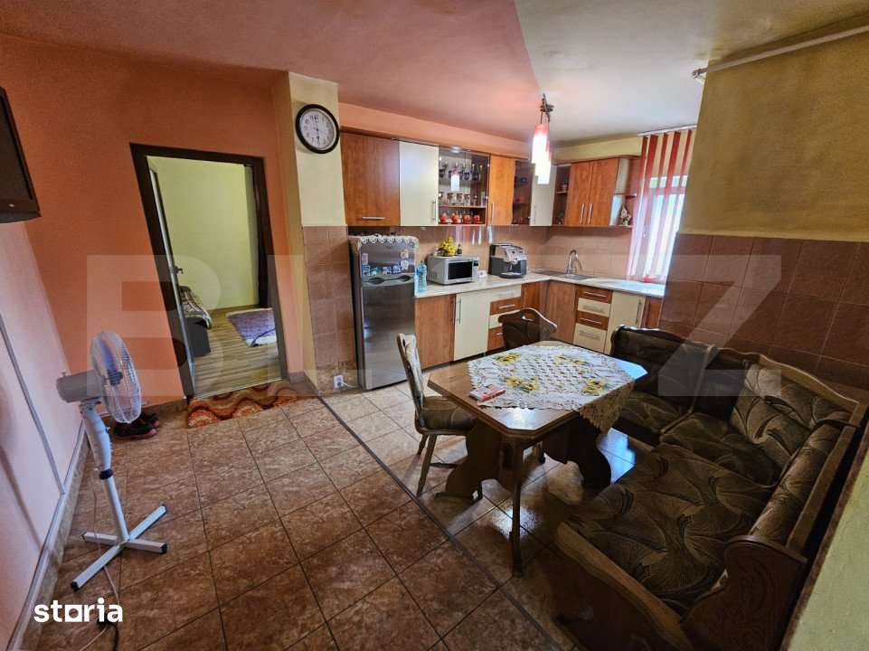 Apartament de 2 camere decomandat, 49mp etaj intermediar zona Baciu — fotografia 3
