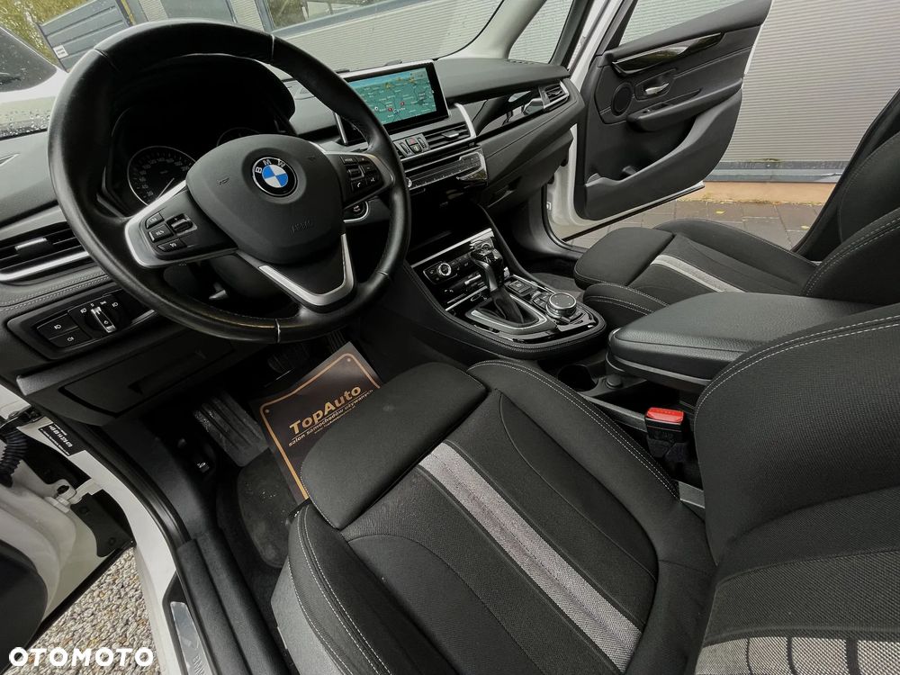 BMW Seria 2 218d Active Tourer Sport Line - 19