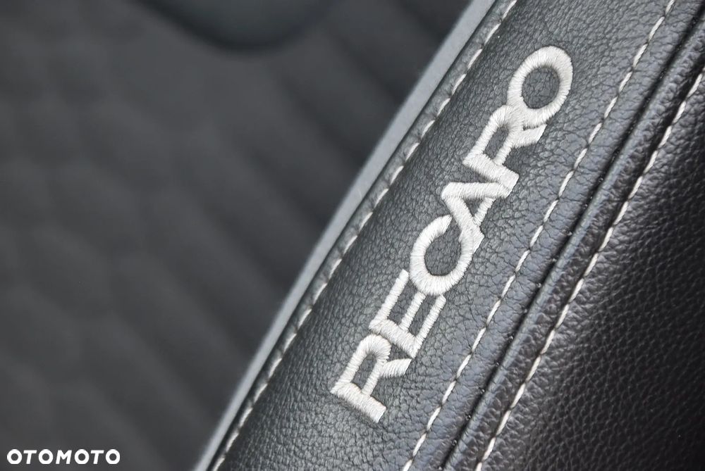 Ford Focus SW 2.0 TDCi ST - 39