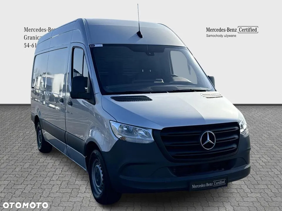 Mercedes-Benz Sprinter - 8