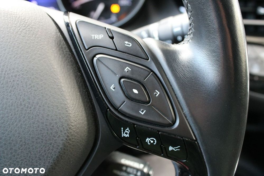 Toyota C-HR 1.2 T GPF Premium CVT 4x4 - 27