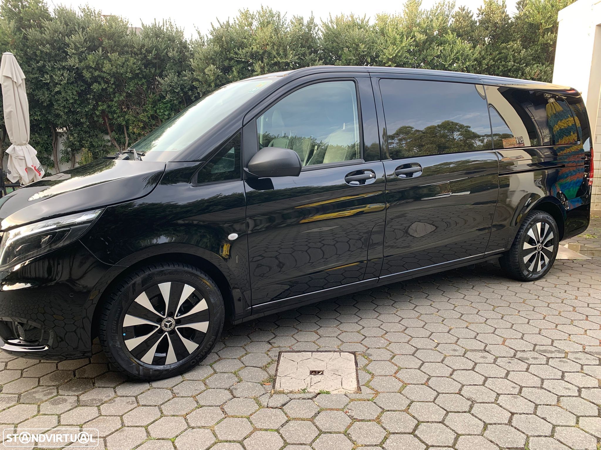 Mercedes-Benz Vito Tourer 124 CDI 4MATIC Longa Aut. PRO - 1