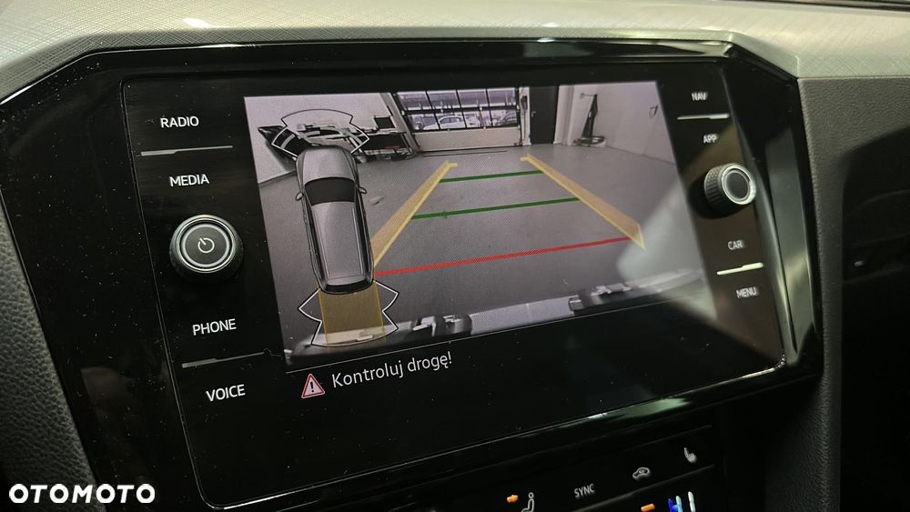 Volkswagen Passat 1.5 TSI EVO Business DSG - 27