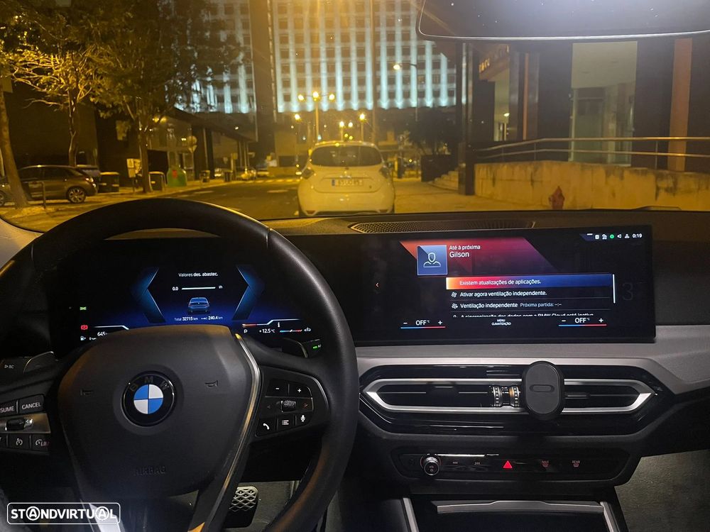 BMW 320 d Auto - 2
