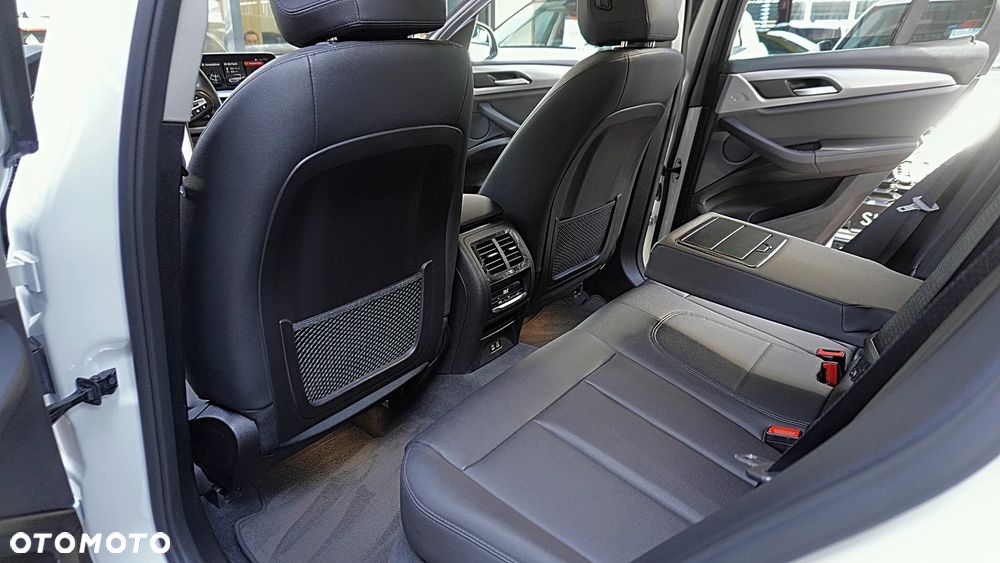 BMW X3 - 17