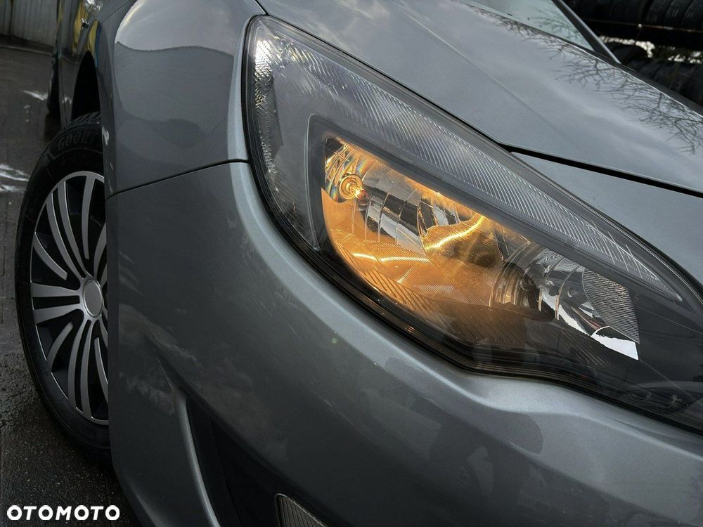 Opel Astra 1.4 T Energy EU6 - 28