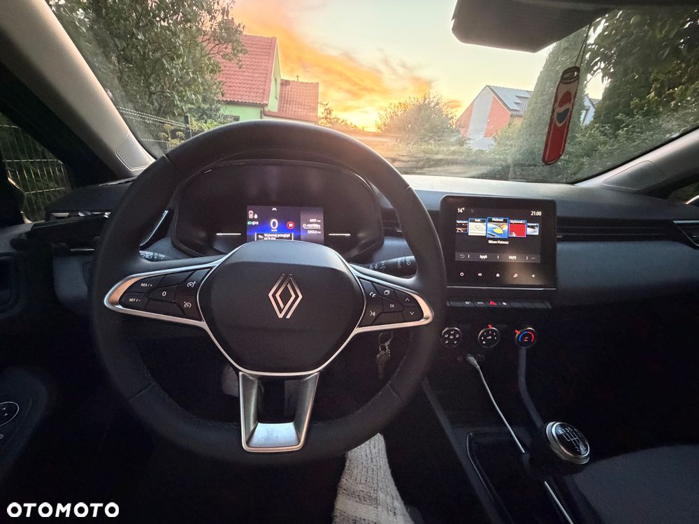 Renault Clio 1.0 TCe Evolution - 8