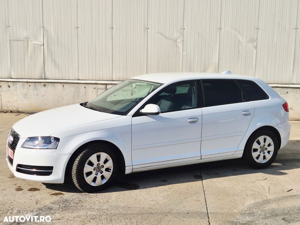 Audi A3 1.6 TDI ack DPF Ambiente - 4