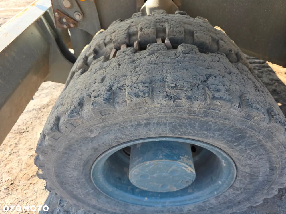 Liebherr A 914 Litronic jak TEREX CAT SENNEBOGEN M497 - 19