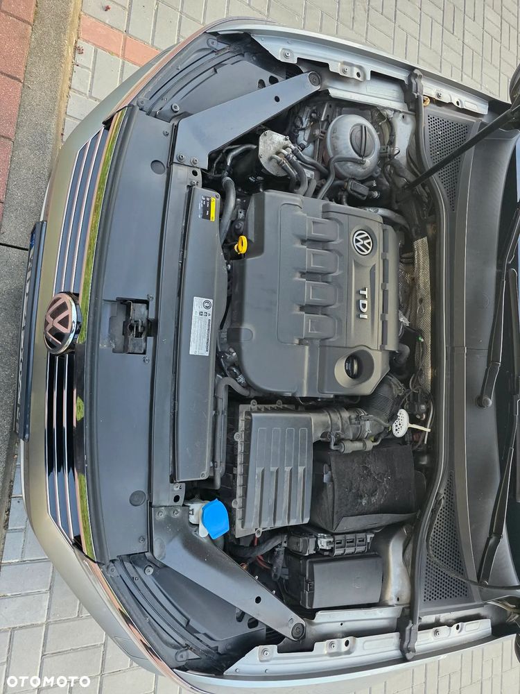 Volkswagen Passat 2.0 TDI BMT Highline DSG - 10