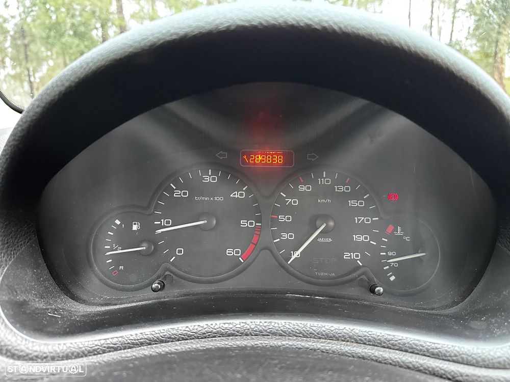 Peugeot 206 1.4 HDi XR - 8