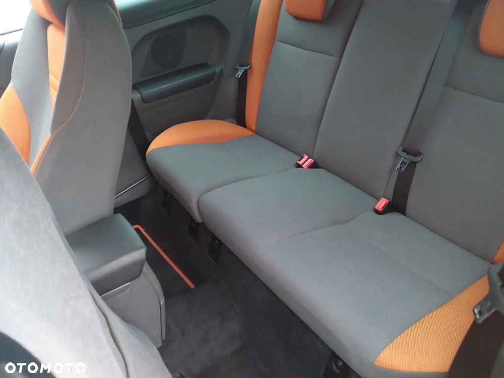 Ford Focus ST - 10