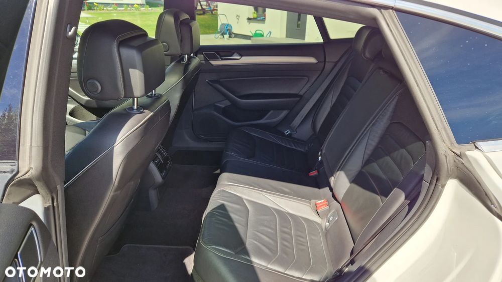 Volkswagen Arteon 2.0 TSI 4Motion R-Line DSG - 11