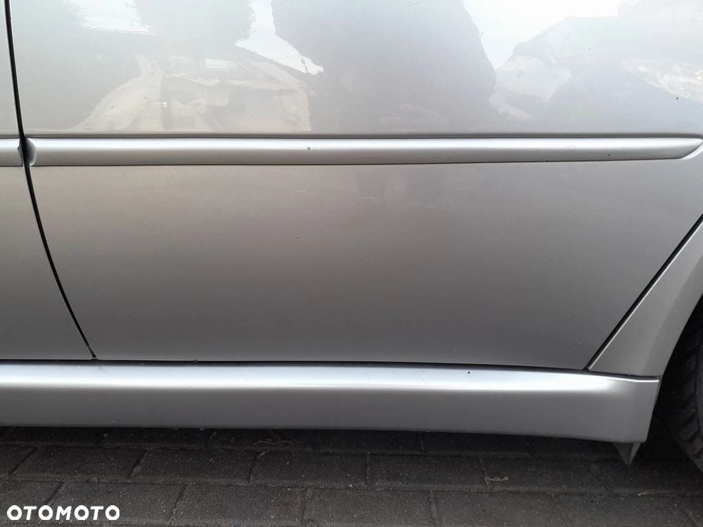 SUBARU LEGACY IV DRZWI LEWE TYLNE LEWY TYŁ SEDAN KOLOR: C6Z - 4