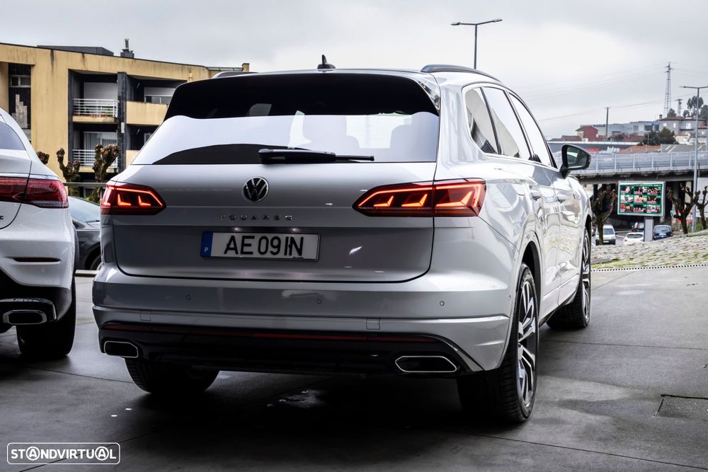 VW Touareg 3.0 TDI V6 R-Line - 5