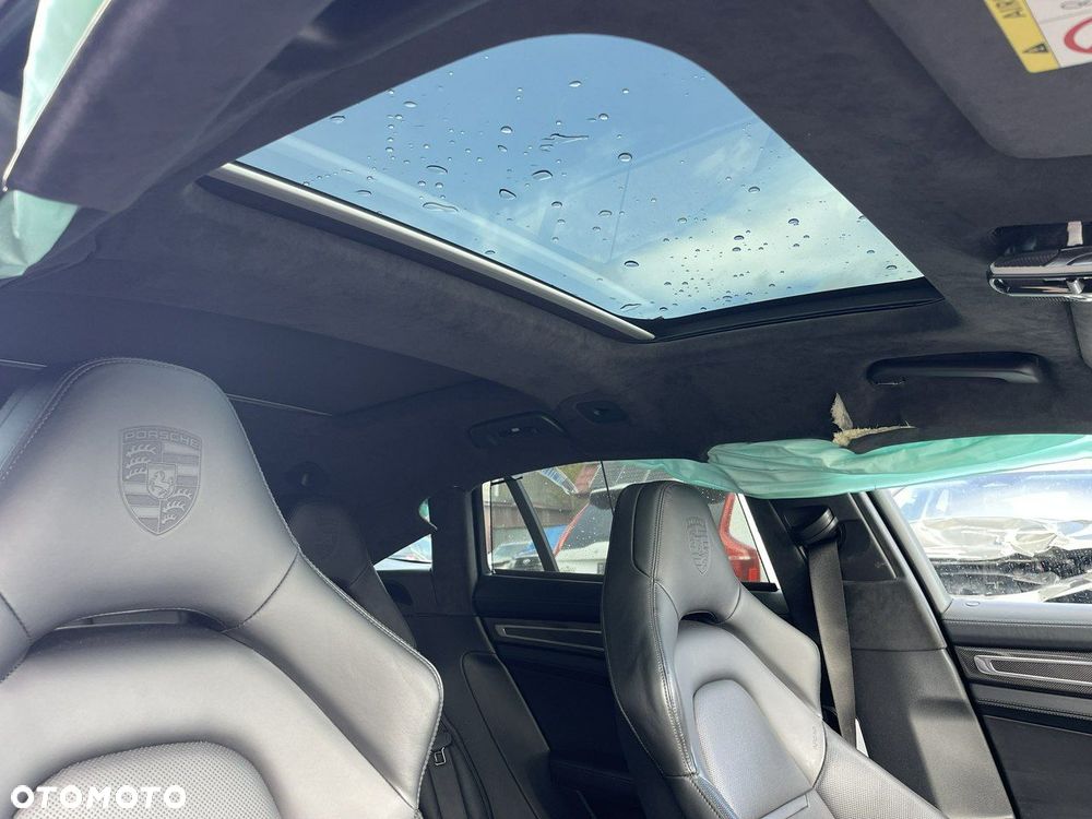 Porsche Panamera 4S Sport Turismo - 14