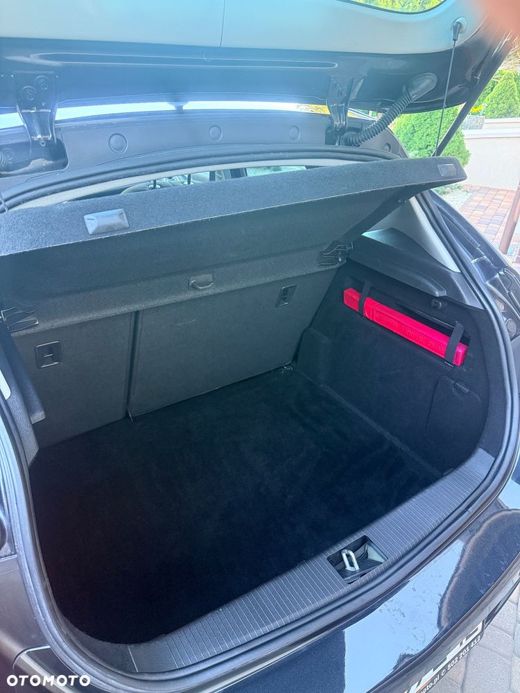 Opel Astra 1.4 Turbo Edition Sport - 23