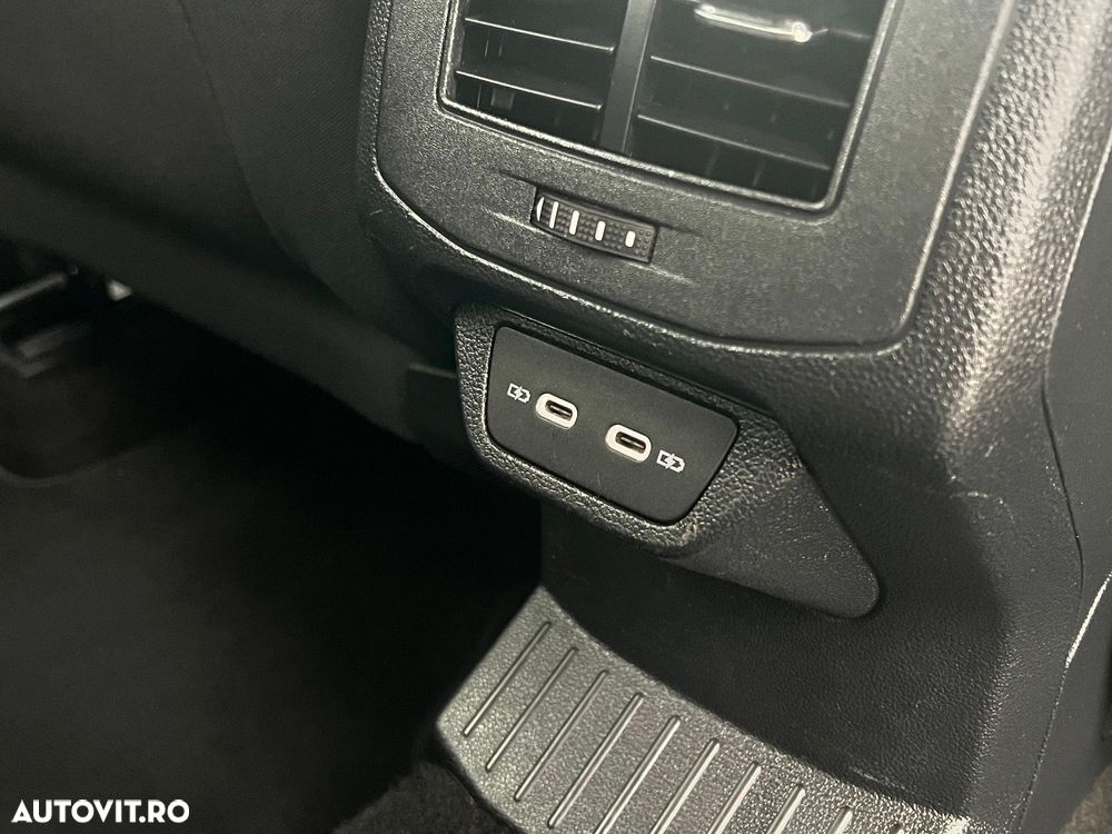 Volkswagen T-Roc 2.0 TDI SCR DSG Style - 17