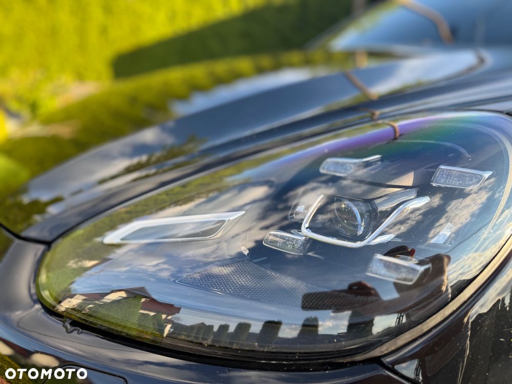 Porsche Cayenne S Platinum Edition - 22