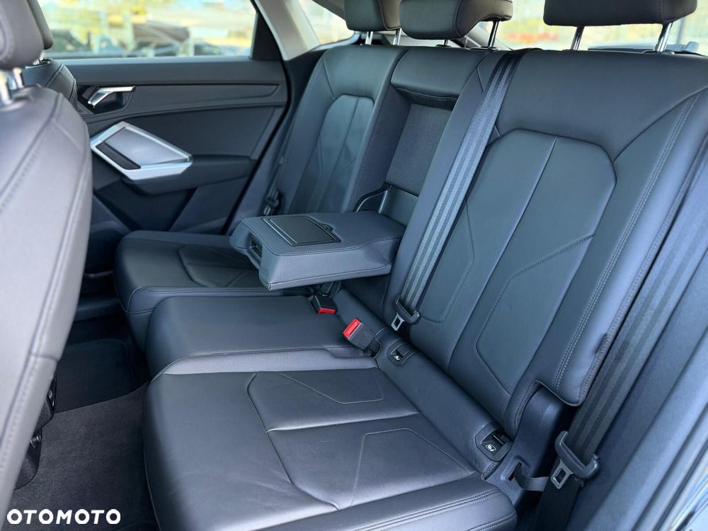 Audi Q3 Sportback - 22
