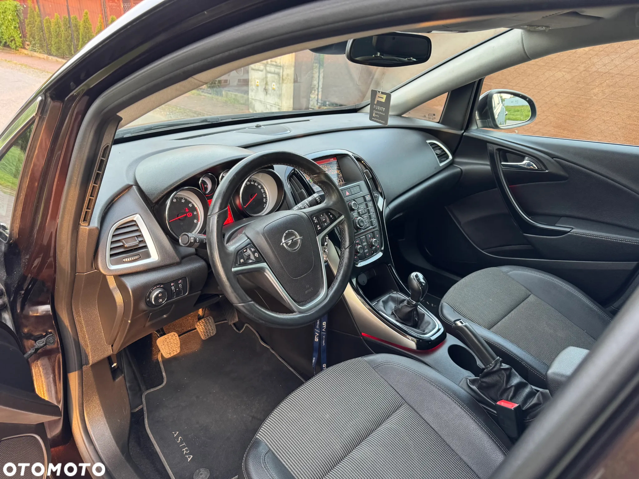 Opel Astra 1.4 Turbo Exklusiv - 14