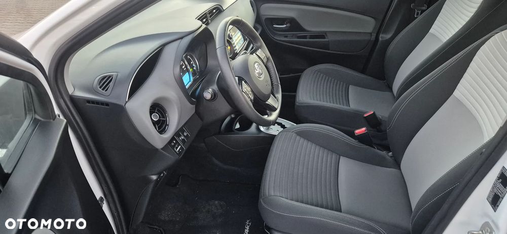 Toyota Yaris 1.5 VVT-i Launch Edition - 10