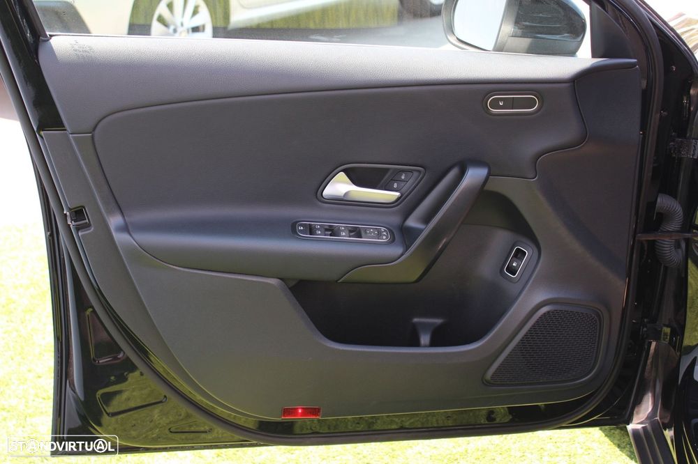 Mercedes-Benz A 250 e Style Plus - 17